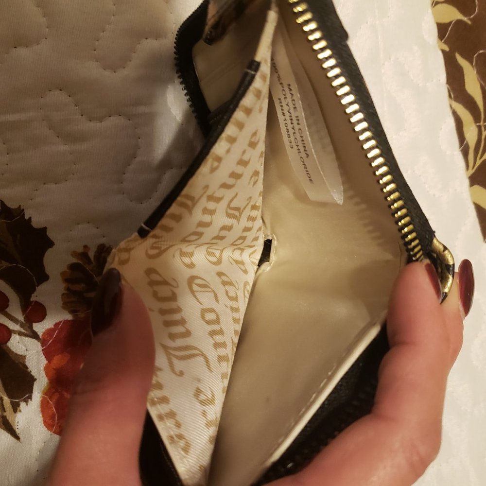 Juicy Couture Brown/Gold Wallet W/zipper NWOT - Picture 5 of 9